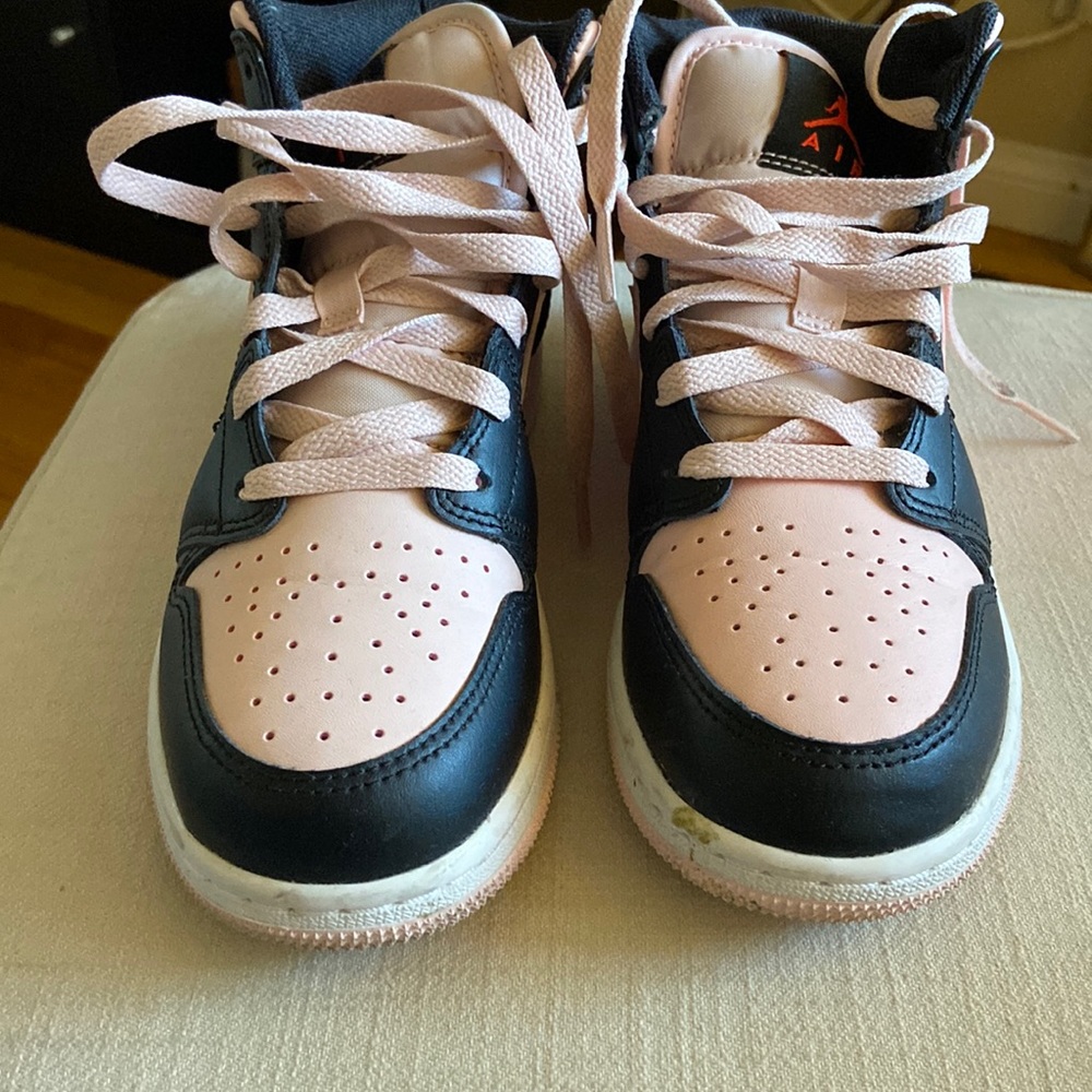 Nike Jordan 1 Mid Atmosphere Black Infrared
